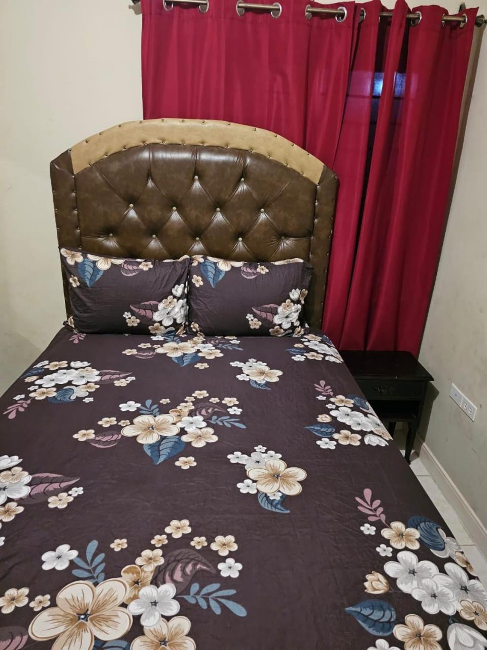 #1 Jacaranda Vacation Home Spanish Town Eksteriør bilde